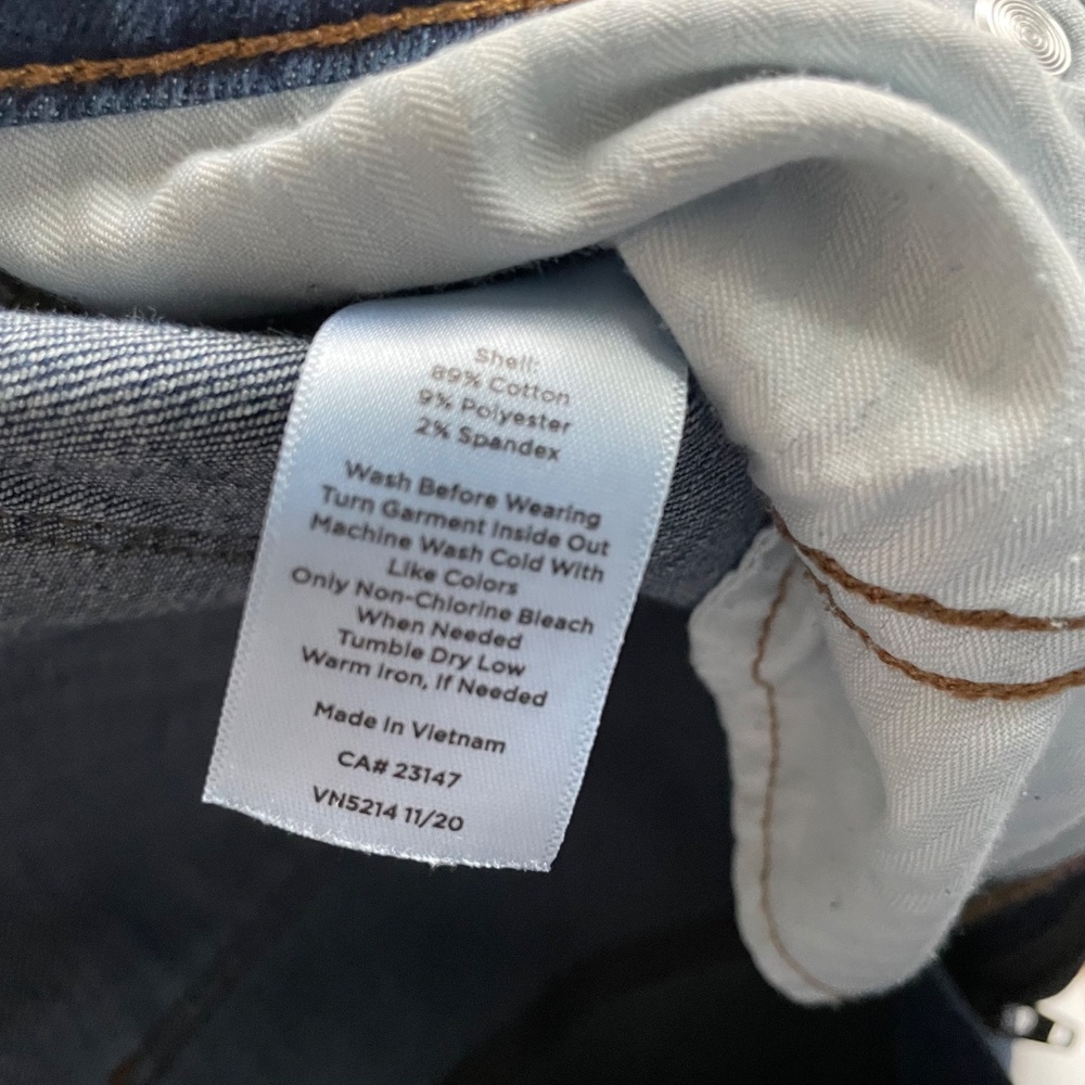 Talbots Straight Leg Cropped Cigarette Stovepipe Jeans in Medium Wash Size 14 - Picture 5 of 10